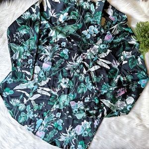 Banana Republic Dillon Long Sleeve Button Down Floral Tropical Women's L